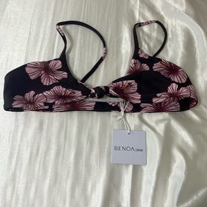 COPY - Benoa swim Padang top in outrigger